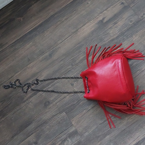 Leather basket bag - Picture 6 of 12